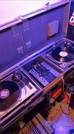 coppia di Technics SL-1210 mk2 con hit cromo 