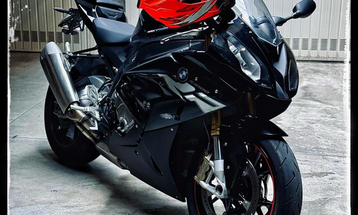 BMW S1000rr