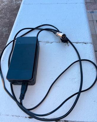 Carica batteria bici elettrica