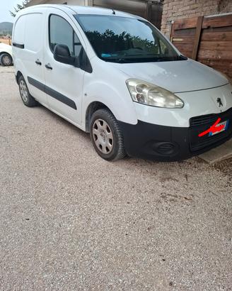 peugeut partner