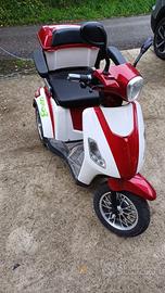 Scooter elettrico per anziani/disabili UFO – 3 bat