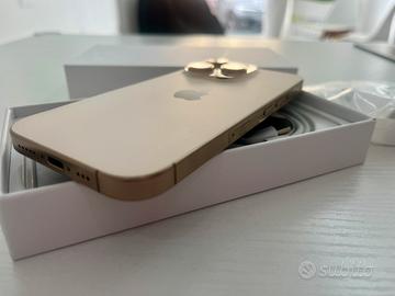 Iphone 16 pro 256 gb usato batteria 90%