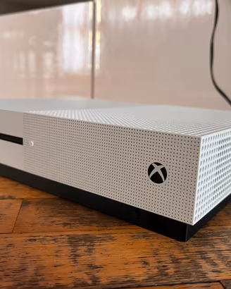 Xbox One S