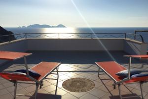 VACANZE a PONZA a CALA DELL'ACQUA