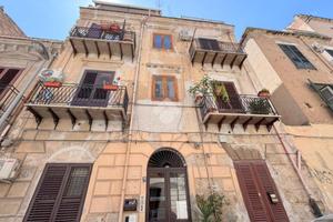 3 LOCALI A PALERMO