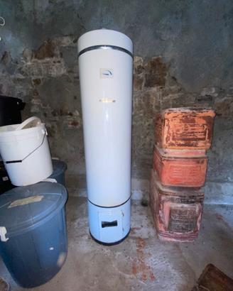 BOILER ELETTRICO O A LEGNA