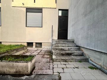 UFFICIO A BUSTO ARSIZIO