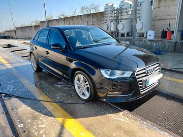 Audi a 3 2015 1.6 cv 105 xxx fetta
