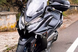 kymco  AK 550 