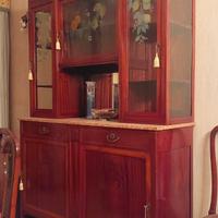 credenza antica vetrina