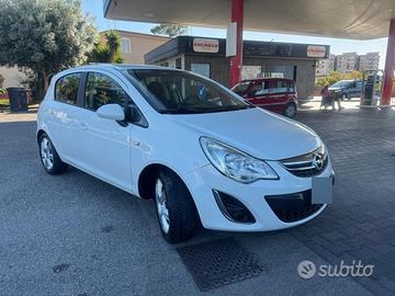 Splendida Opel Corsa