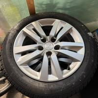 Peugeot 308 gomme e cerchi