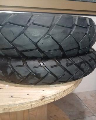 gomme moto
