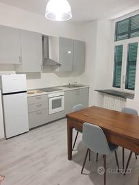 Appartamento Ristrutturato Nuovo Massa Centro stor