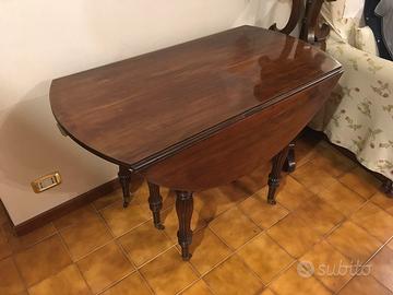 Tavolo francese allungabile in piuma di mogano