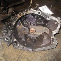 CAMBIO fiat scudo 1.9 d 2002 -WYJ- 5M