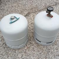 Due bombole gas piene