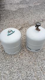 Due bombole gas piene