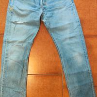 Jeans Levi’s Vintage Ricamati – Pezzo Unico 