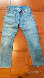 Jeans Levi’s Vintage Ricamati – Pezzo Unico 