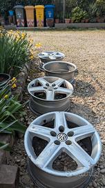 Cherchi in lega per VW 16"