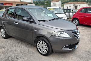 Lancia Ypsilon 1.2 69 CV 5 porte Gold