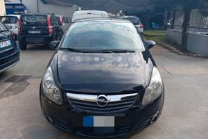 Opel Corsa 1.2 3 porte Club valuto permute