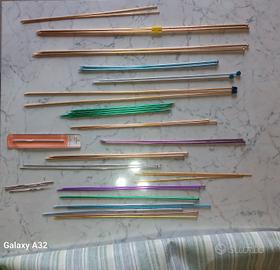 ferri da maglia e uncinetto