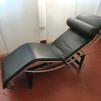 Chaise longue tipo LC4 