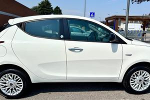 LANCIA YPSILON0.9 TWINAIR 85 CV5 PORTE METANO GOLD