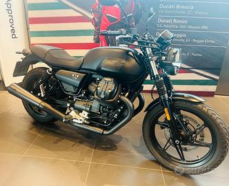 Moto Guzzi V7 - 2023