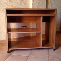 Scrivania / Mobile portacomputer