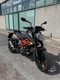 KTM Duke 125