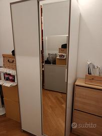 armadio con specchio Ikea come nuovo mai usato