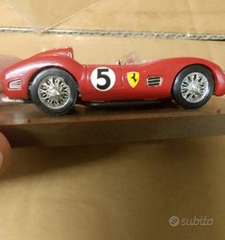 Modellino macchina Ferrari. collezione