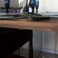 Tavolo design in legno