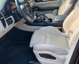 PORSCHE Cayenne Coupé - 2022