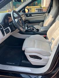 PORSCHE Cayenne Coupé - 2022