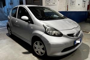 Toyota Aygo 1.0 12V VVT-i 5 porte automatica
