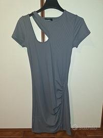 Vestito aderente ragazza