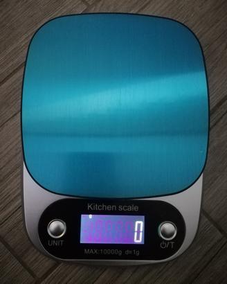 Bilancia elettronica da cucina, pesa fino a 10 kg