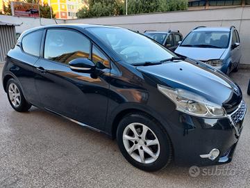 Peugeot 208 1.4 Diesel