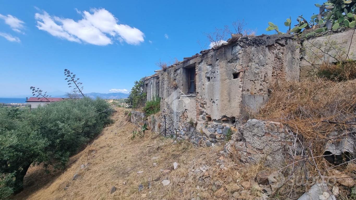 TERRENO A REGGIO DI CALABRIA - Vista 2
