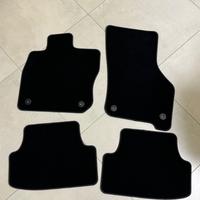 Tappeti originali Volkswagen Golf 8 etsi