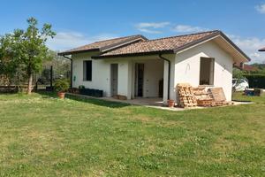 Villino con giardino