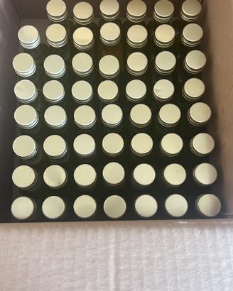 Stock bottiglie da 20 ml con fiocco