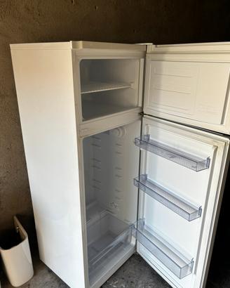 Frigorifero combinato Beko 226lt