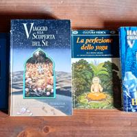 Libri A.C. Bhaktivedanta e L. Ron Hubbard