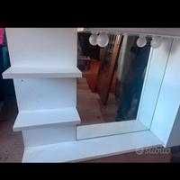Mobiletto per bagno