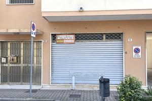 NEGOZIO-UFFICIO DI 44 MQ. IN CENTRO
